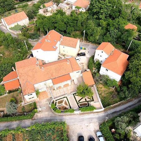 Nice Apartment In Dubrovnik With Kitchen المظهر الخارجي الصورة