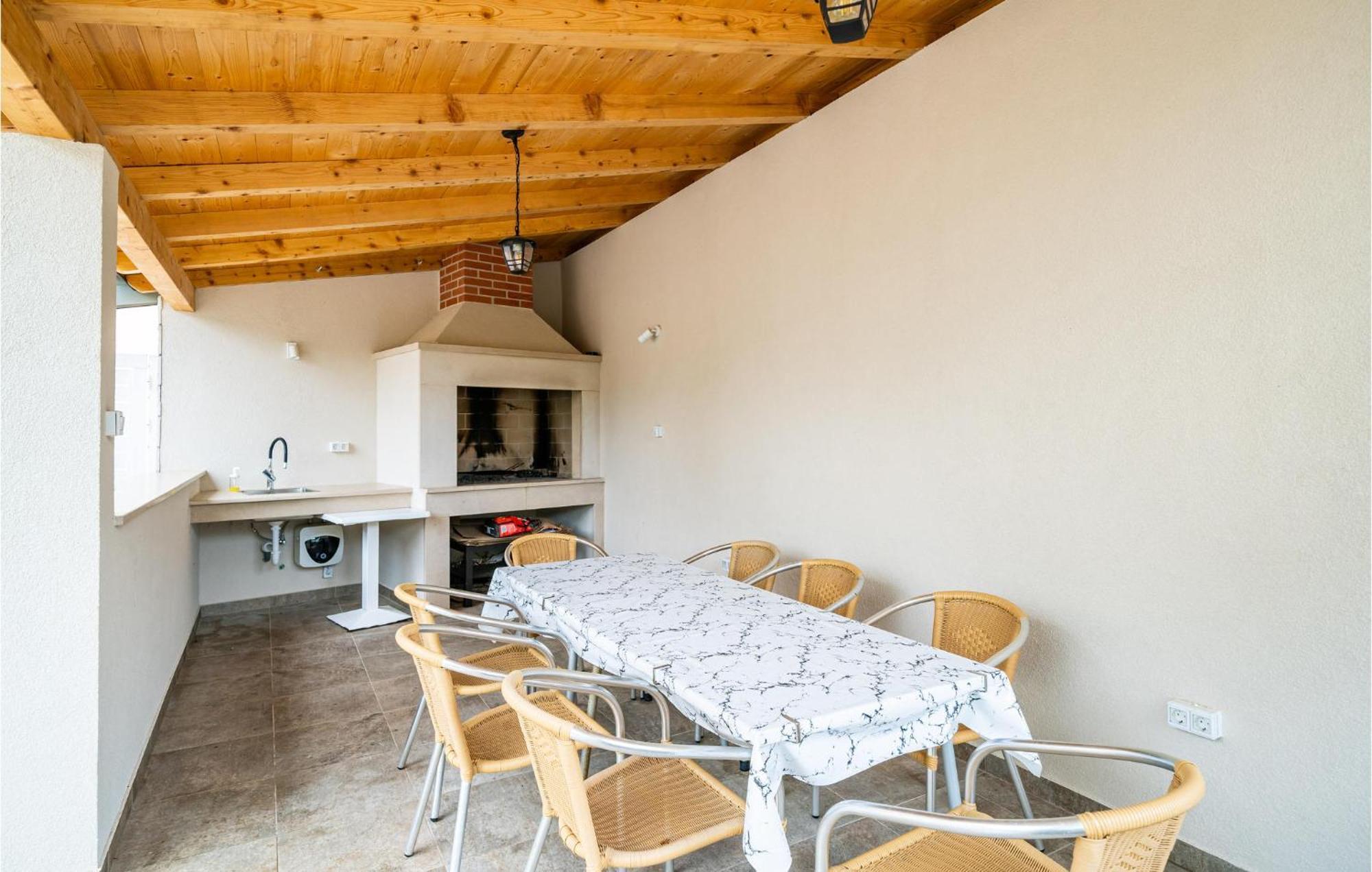 Nice Apartment In Dubrovnik With Kitchen المظهر الخارجي الصورة
