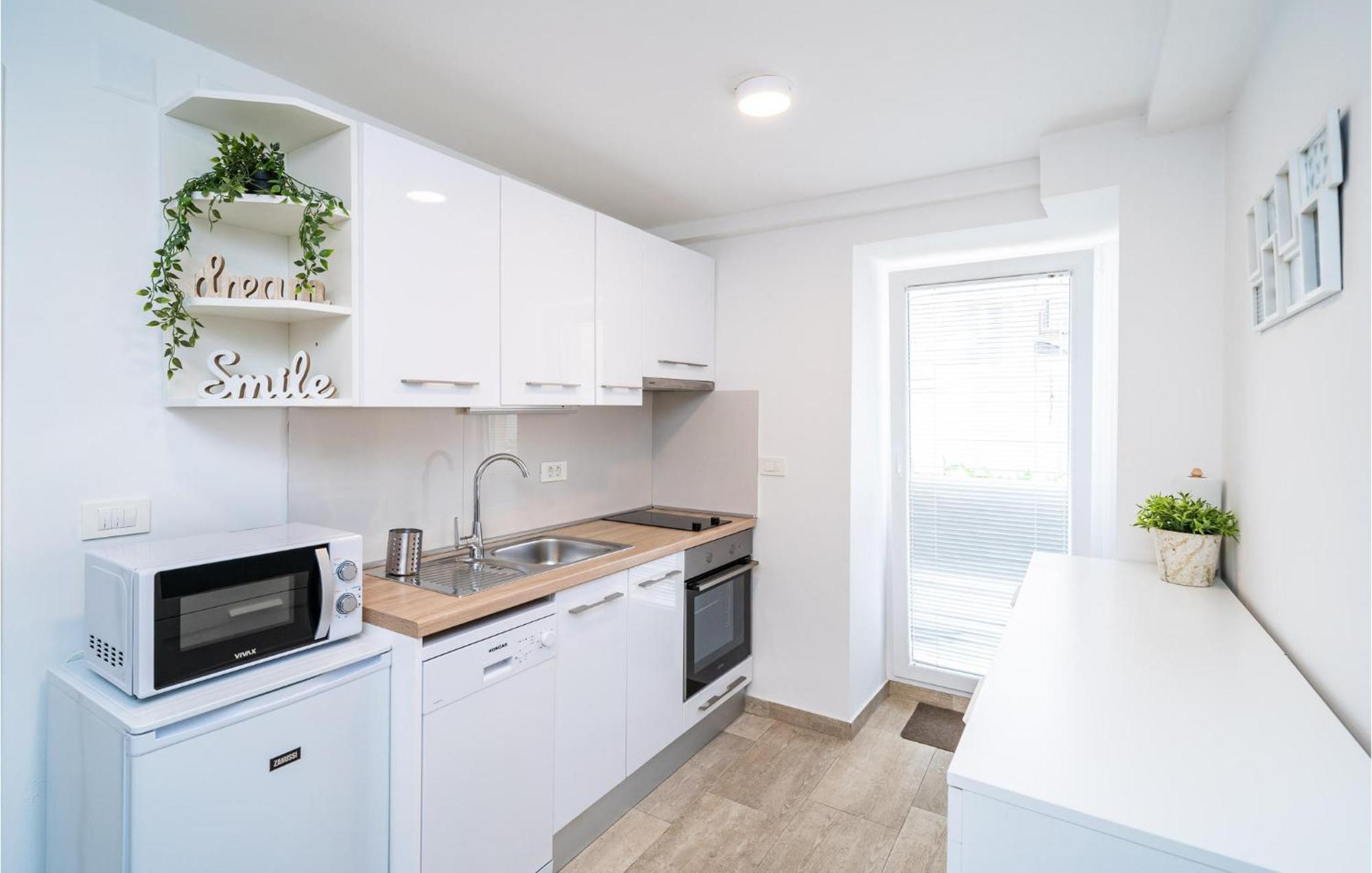 Nice Apartment In Dubrovnik With Kitchen المظهر الخارجي الصورة
