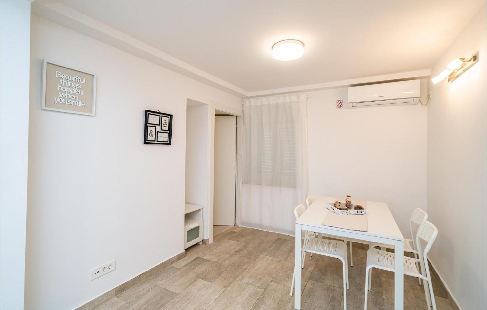 Nice Apartment In Dubrovnik With Kitchen المظهر الخارجي الصورة